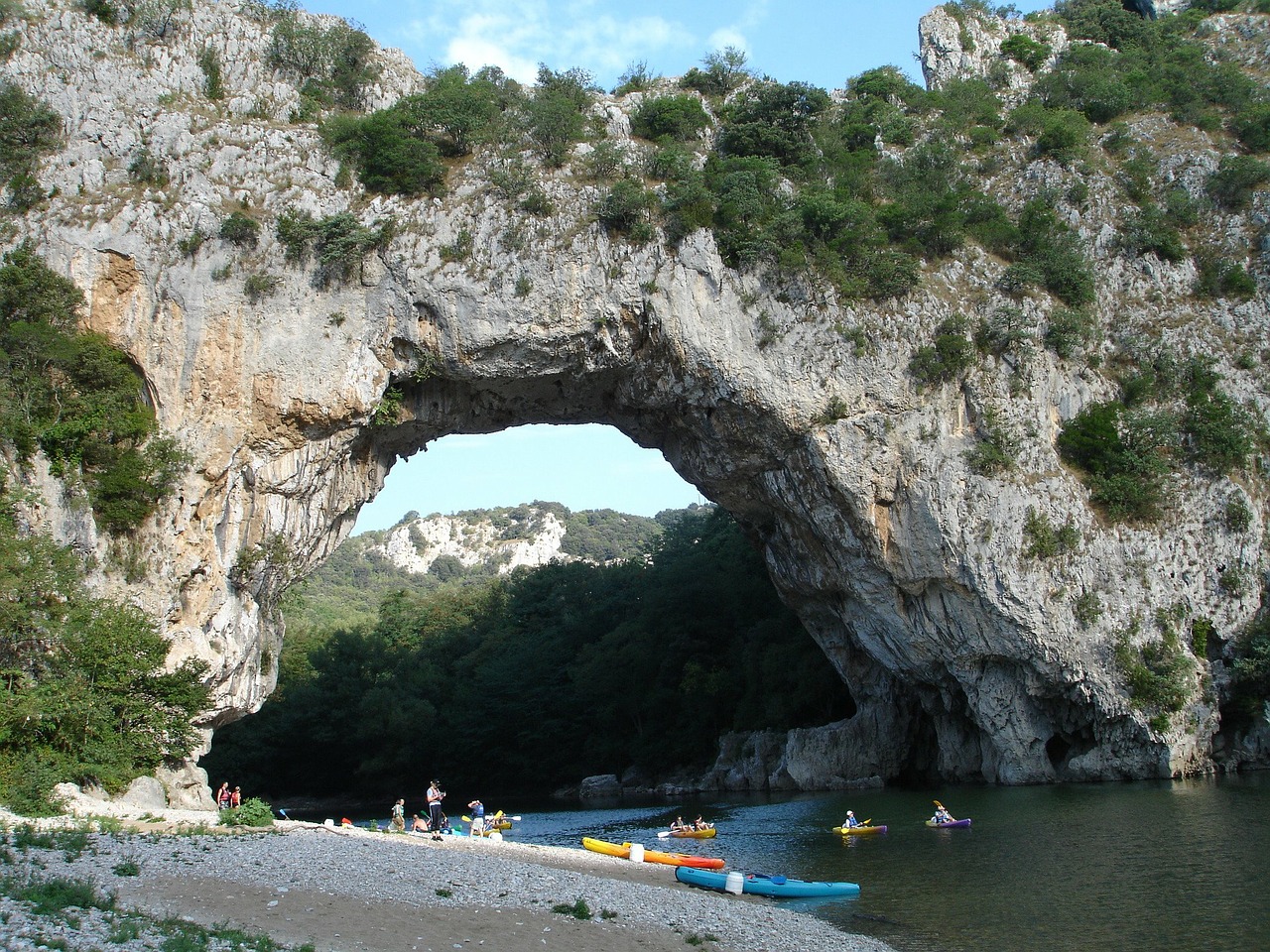Arche naturelle du Pont d'Arc - Vallon tourisme